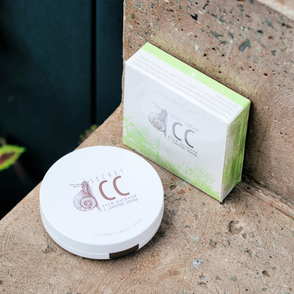 Дневной крем Secret Cream CC c секретом улитки SPF-20 в кушоне