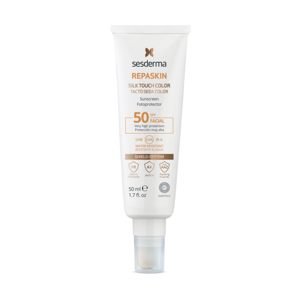 Солнцезащитное средство с тонирующим эффектом с  SPF 50